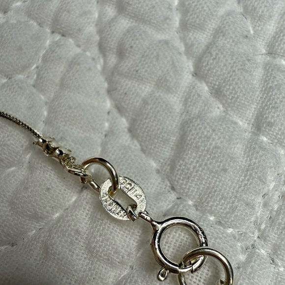 Elegant Silver .925 Necklace and earrings - Picture 6 of 7